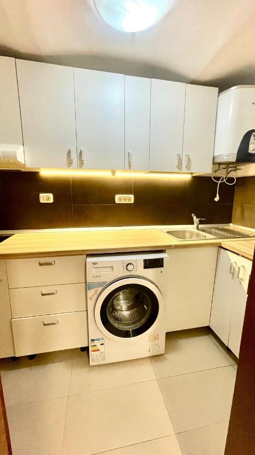 Ultracentral Apartment Arad Bagian luar foto